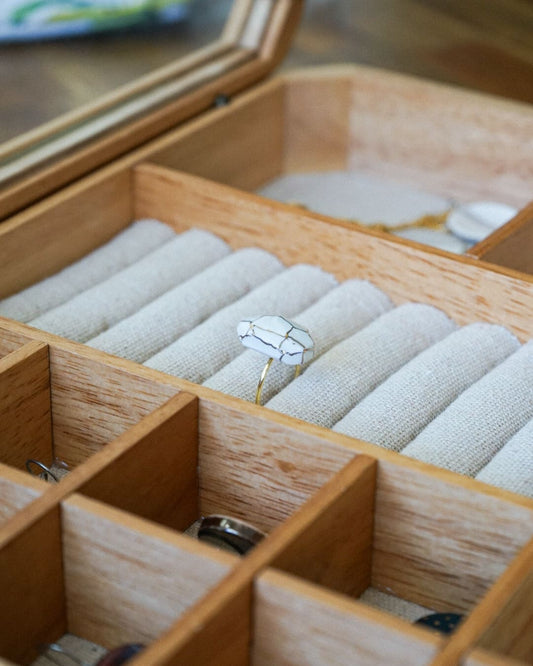 Anel Porcelana Branco Ajustável