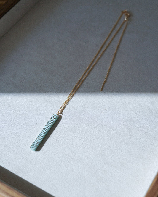 Fio Porcelana Azul Longo